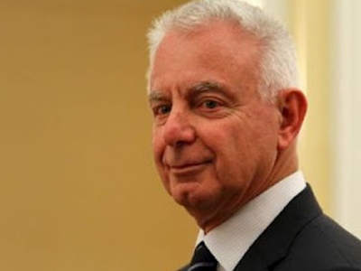 Παραιτείται των αποδοχών του ο Πρωθυπουργός