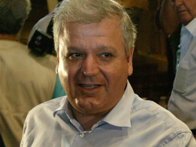 Αδιαπραγμάτευτα… σοσιαλιστής