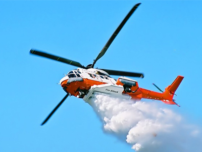 Πυροσβεστικό ελικόπτερο αποκτά το αεροδρόμιο Χανίων