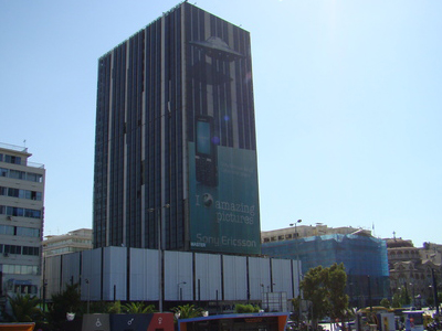 Και η SONY «δένει» στον Πειραιά!