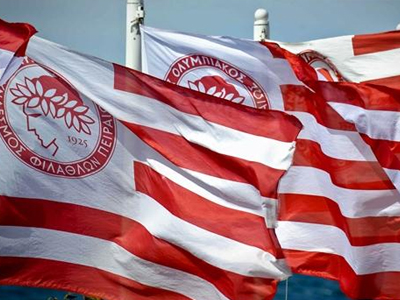 Διαψεύδουν για Χολέμπας και Σιμάο στον Ολυμπιακό