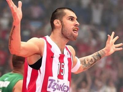 Είπε «όχι» στη Φενέρ και μένει στον Ολυμπιακό ο Πρίντεζης