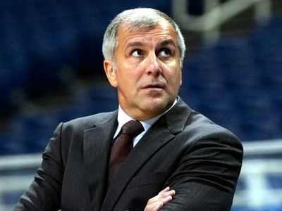 Ομπράντοβιτς: «Στο παιχνίδι με τον Ολυμπιακό το μυαλό τους»