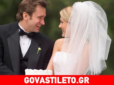 Τι να φορέσεις πάνω από το νυφικό σε περίπτωση βροχής