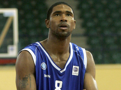 Στους Σπερς ο Μπάιαρς