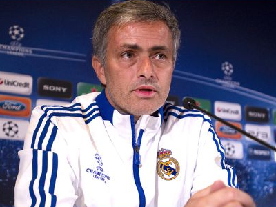 Μουρίνιο: «Σεβόμαστε τον ΑΠΟΕΛ, αλλά είμαστε το φαβόρι»