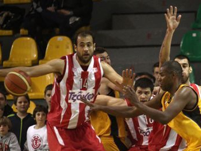 Γλυνιαδάκης: «Πάμε για τη νίκη στη Μόσχα»