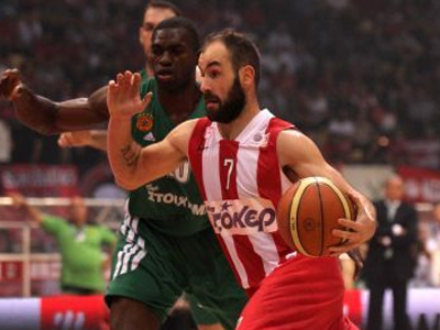 Άουγκσμπουργκ: Παραιτήθηκε ο Λουχουκάι