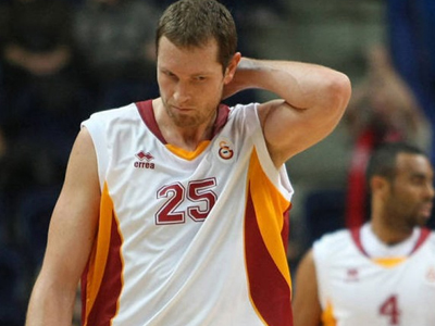 Σονγκάιλα: «Ήρθα για να βοηθήσω»