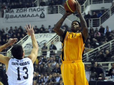 Ντέιβις: «Έτσι θα νικήσουμε την Βιλερμπάν»