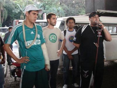 Ποδόσφαιρο: Μακελειό με επτά νεκρούς οπαδούς της Παλμέιρας Ποδόσφαιρο: Μακελειό με επτά νεκρούς οπαδούς της Παλμέιρας