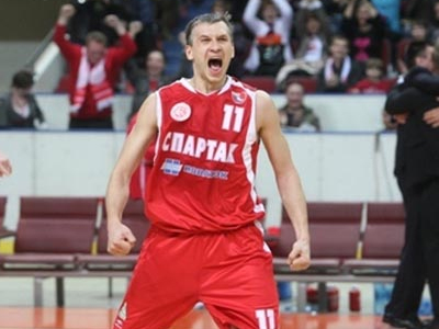 Αποσύρθηκε ο Ζαχάρ Πασούτιν