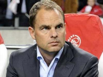 «Έδεσε» τον Φρανκ Ντε Μπουρ ο Άγιαξ