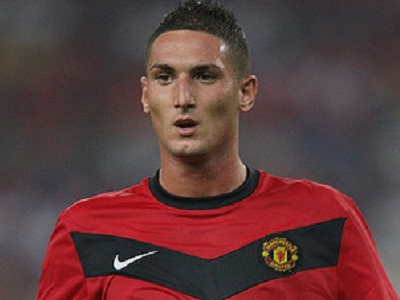 «Καίει» και τον Μακέντα το Twitter