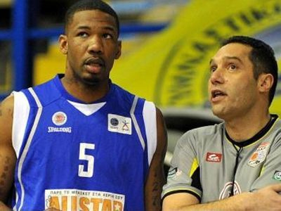 Στην Γαλλία συνεχίζει ο Μπάξτερ