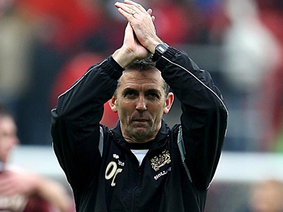 Μπόλτον: Τα «ηνία» στον Όουεν Κόιλ