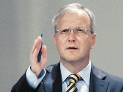 Μείωση στους μισθούς και του ιδιωτικού τομέα «βλέπει» η Ε.Ε.