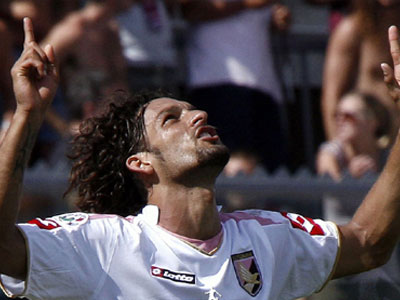 Νοκ-άουτ για ένα μήνα ο Αμάουρι