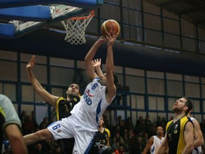 «Φωνάζει ο κλέφτης να φοβηθεί ο νοικοκύρης»