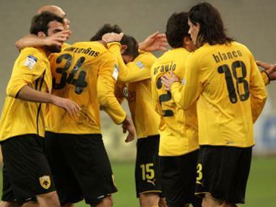 ΑΕΚ: «Χρυσάφι» για νίκη στο «Καραϊσκάκη»