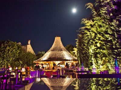 Riviera bay: Μία νέα όαση δροσιάς δίπλα στην Αθήνα