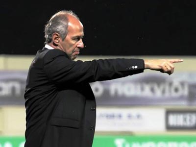 Μάουρερ: «Εγώ επιλέγω τους ποδοσφαιριστές» Μάουρερ: «Εγώ επιλέγω τους ποδοσφαιριστές»