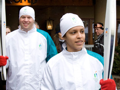 Ανάβει η φλόγα στο Βανκούβερ