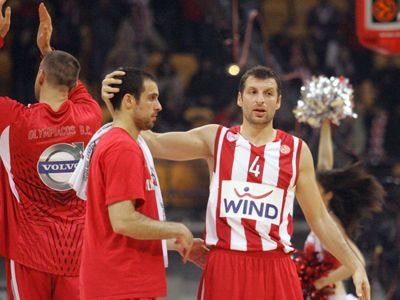 Θύμα της νέας γρίπης Α και ο Παπαλουκάς