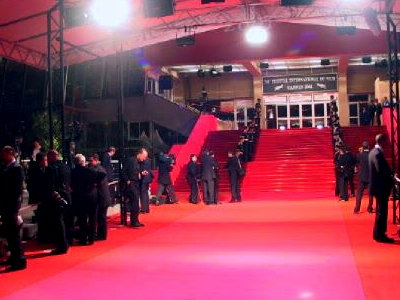 Τα πρώτα βραβεία στις Κάννες