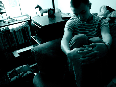 Οι νέοι που θεωρούν πως είναι ομοφυλόφιλοι ή αμφιφυλόφιλοι είναι πιο επιρρεπείς στην αυτοκτονία