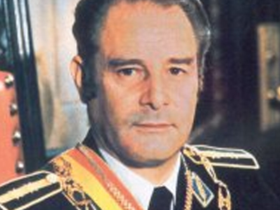 Ο… επιδειξίας δικτάτορας