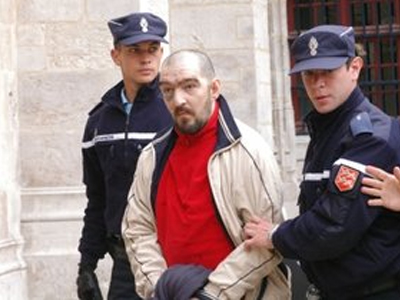 Ποινή κάθειρξης 30 ετών πρότειναν για τον “κανίβαλο της Ρουέν”