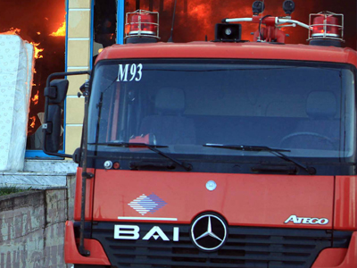 Φωτιά σε κατάστημα αλουμινίων