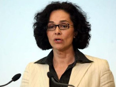 Σακοράφα στον Πειραιά;