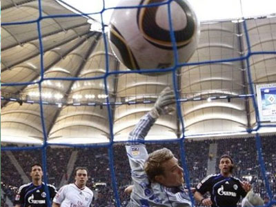 Πέταξε δύο βαθμούς στο «Νόρντμπανκ Αρίνα» η Σάλκε