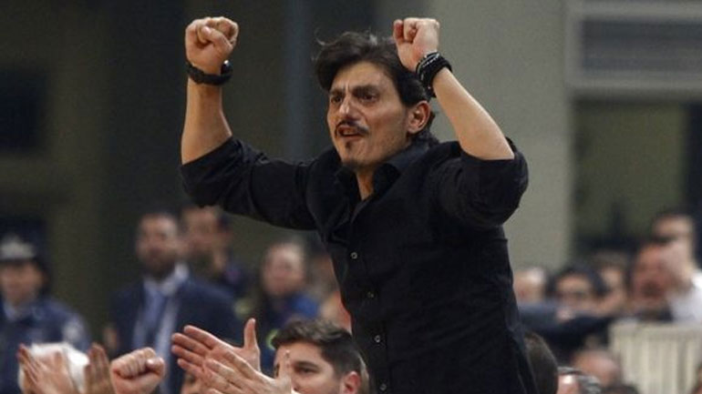 Γιαννακόπουλος για Μάντζαρη: «Εσύ και ο μάνατζέρ σου πρέπει να φοράτε φουστίτσες»