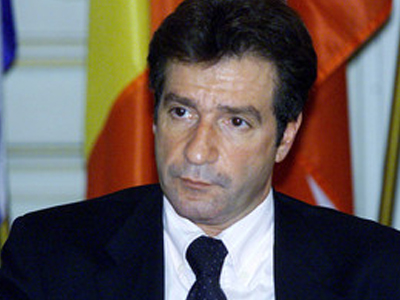 «Στον αέρα» η υποψηφιότητα Καμίνη;