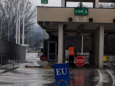 Τελωνειακοί “τσέπωναν” τα χρήματα από τους ελέγχους