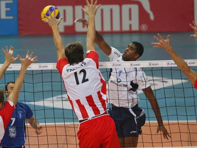 ΕΟΠΕ: Πρόστιμο στα ΤΑΑ Ολυμπιακός και ΑΕΚ