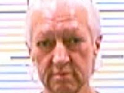 Είχε 40 νεκρά σκυλιά στην κατάψυξη