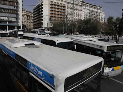 Χωρίς λεωφορεία την Πέμπτη, αποφάσεις αύριο για μετρό και τρόλεϊ