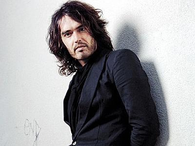 Αγγαρεία τα ραντεβού για τον Russell Brand