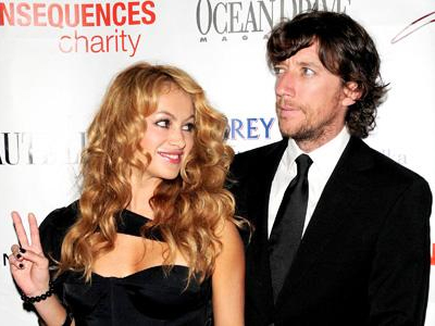 Περιμένει το πρώτο της παιδί!