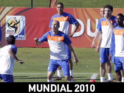 Ολλανδία: «Σιδερένιος» ο Ρόμπεν