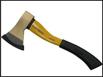 Ξαναχτύπησε ο ληστής με το τσεκούρι