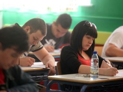 Πανελλαδικές 2010 : Οι απαντήσεις των θεμάτων στην Νεοελληνική Γλώσσα