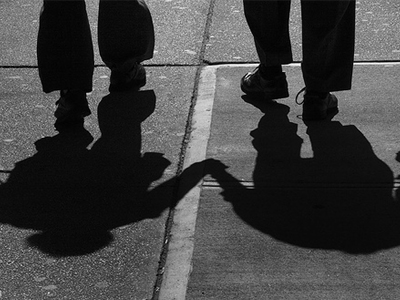 “Μεγαλώνουν” οι Έλληνες