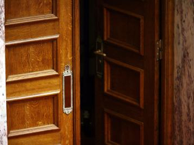 Όπου φύγει-φύγει