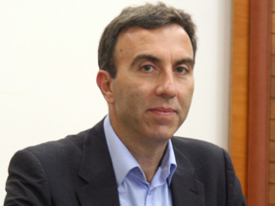 Δωρητές και μπαταχτσήδες απέναντι από τον Λευκό Πύργο