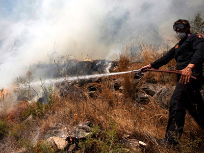 Υπό μερικό έλεγχο η πυρκαγιά στο Σοφικό